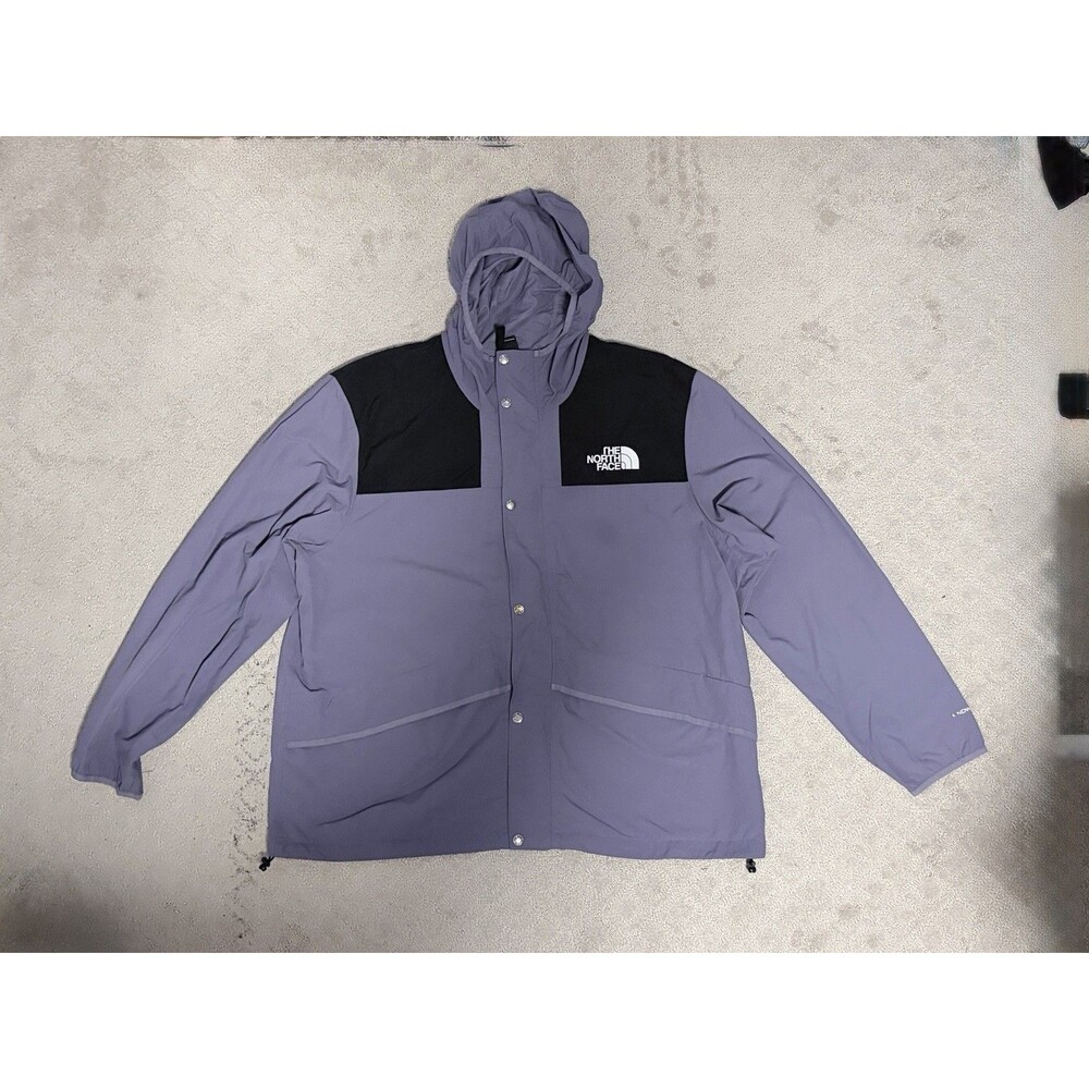 The North Face Windbreaker Men’s Purple